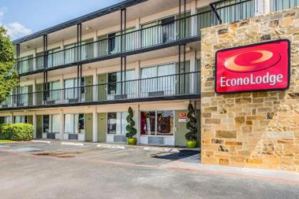 Econo Lodge Airport I-35 North - image 4