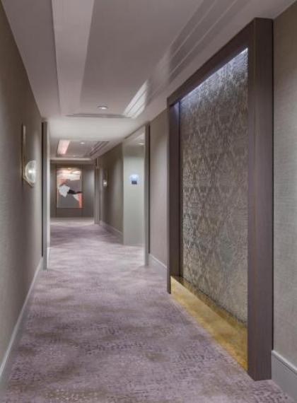 Hotel Crescent Court - image 2
