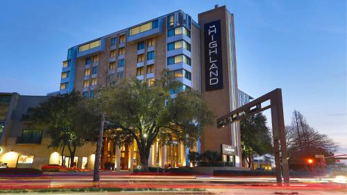The Highland Dallas Curio Collection by Hilton - main image
