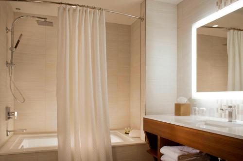 The Westin Dallas Downtown - image 5