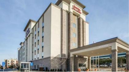 Hampton Inn & Suites Dallas-Central Expy/North Park Area