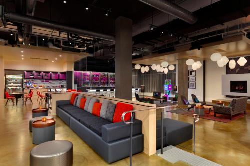 Aloft Dallas Love Field - image 3