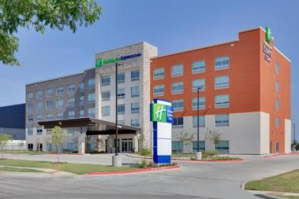 Holiday Inn Express & Suites - Dallas NW HWY - Love Field an IHG Hotel