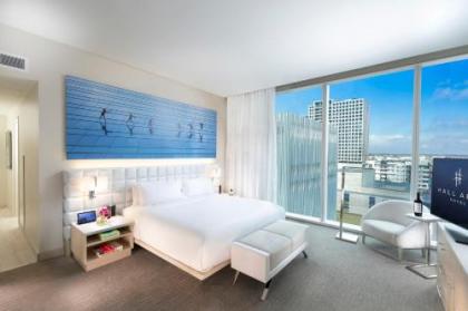 HALL Arts Hotel Dallas Curio Collection by Hilton - image 4