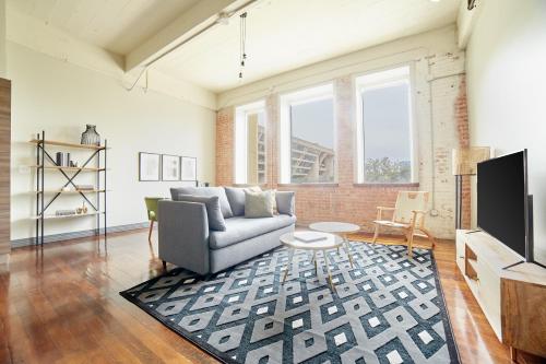 Sonder at Butler Brothers - main image