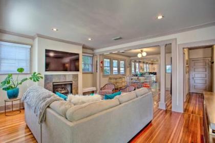 Couples Retreat with Deck Less Than 1 Mi to Lower Greenville! - image 2