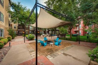 CozySuites Stylish 1BR Apartment at City Place