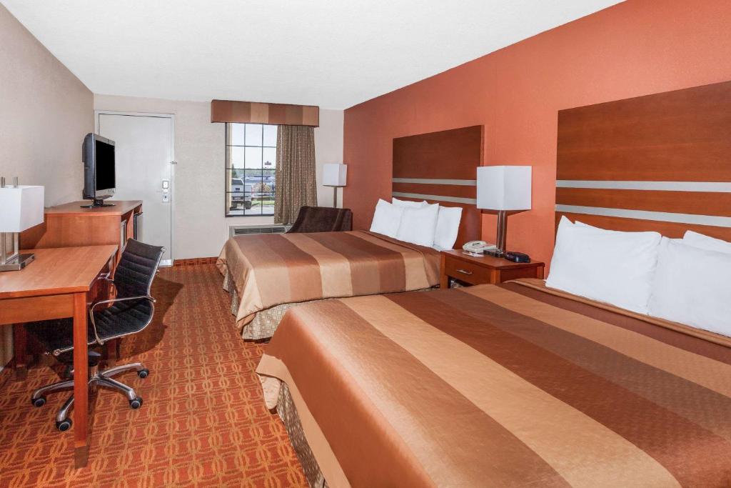 Days Inn by Wyndham Dalton - image 2