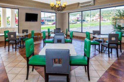 Days Inn by Wyndham Dalton - image 3