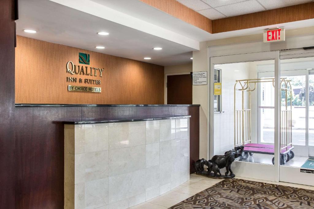 Quality Inn & Suites Danbury near University - image 2
