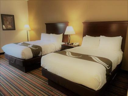 Quality Inn - image 5