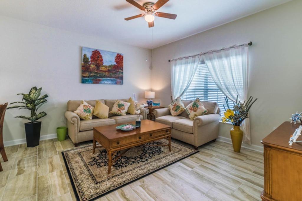 Dogwood Oasis - main image