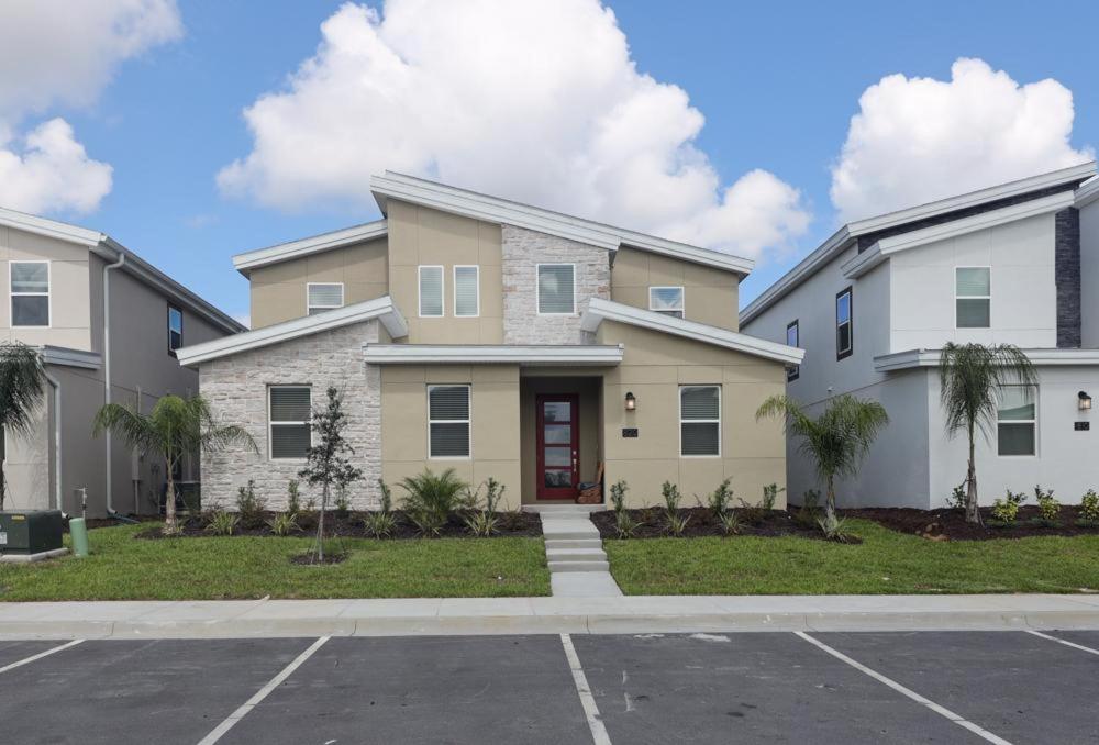 820DSD - The Retreat at ChampionsGate - main image