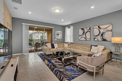 Lush Home with Harry Potter Room & Big Pool Area - CDC Standards 7ST477 - image 9