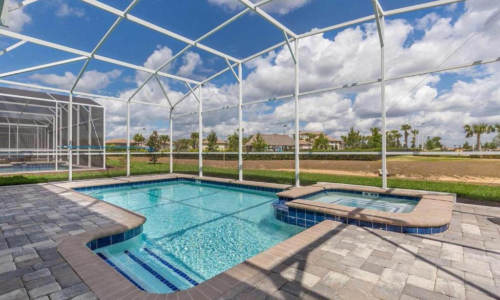 Luxury Contemporary Style Villa on Champions Gate Orlando Villa 4340 - main image