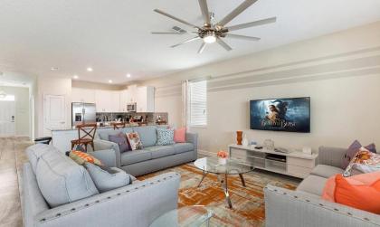 Luxury Contemporary Style Villa on Champions Gate Orlando Villa 4340 - image 7