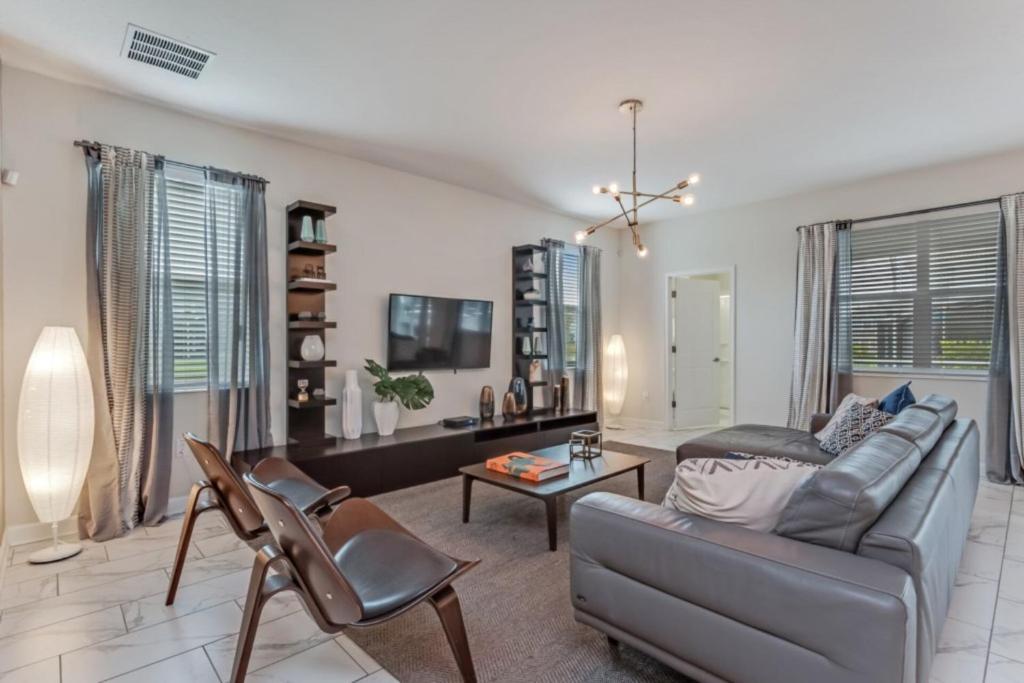 Imagine Your Family Renting This Amazing Villa on Champions Gate Resort with the Best 5 Star Amenities Orlando Villa 3729 - image 4