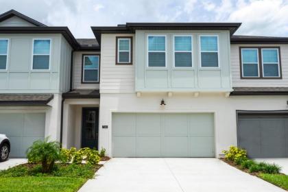 magnificent 4Bd Close to Disney  Enclave at Festival 700