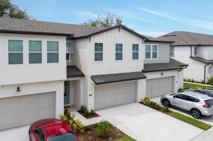 Amazing 4Bd Close to Disney  Enclave at Festival 680