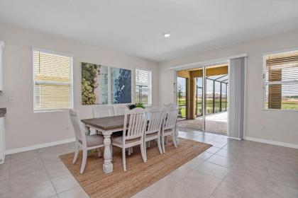 Harry Themed-Room Spacious and Luxurious Villa #6ST560 - image 18