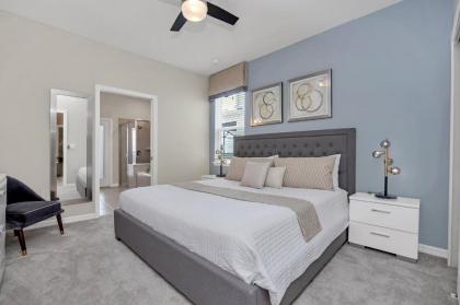 7BR Home - Family Resort - Private Pool Hot Tub and BBQ! - image 14