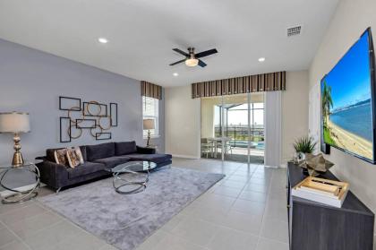 7BR Home - Family Resort - Private Pool Hot Tub and BBQ! - image 9