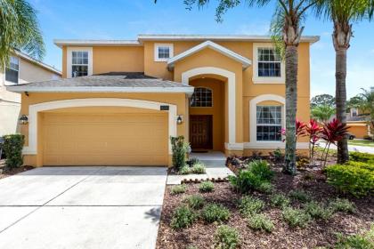 Watersong Dream II  5 bedroom home with a private pool  spa movie room and gas BBQ Davenport Florida