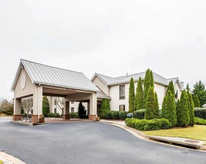 Quality Inn & Suites Dawsonville