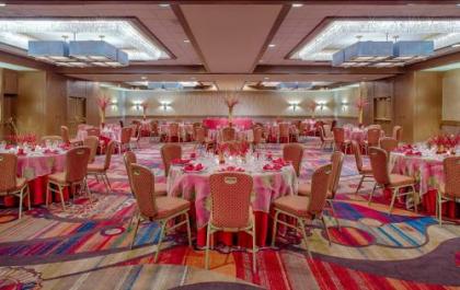 Radisson Hotel Dayton - image 5