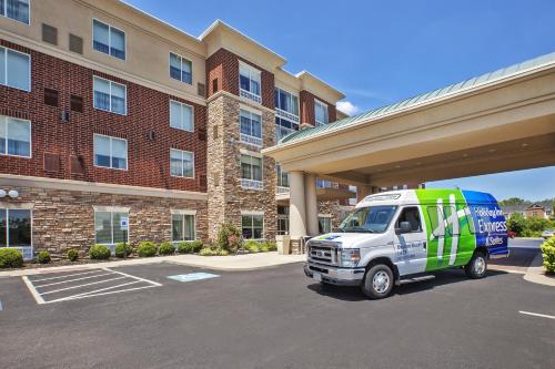 Holiday Inn Express & Suites Dayton South - I-675 an IHG Hotel - main image