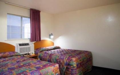 InTown Suites Extended Stay Dayton OH - image 2