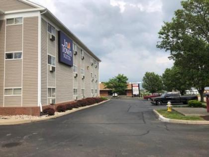 InTown Suites Extended Stay Dayton OH - image 3