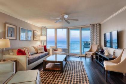 Shores Club   305 Florida