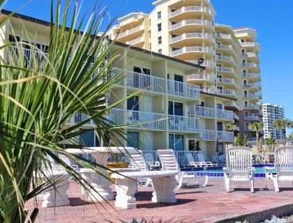 Beachfront Vacaton Club and Resort Suites in Daytona Beach