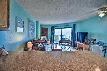 Ocean-View Condo with Balcony on Daytona Beach! - image 7