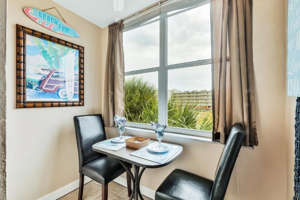 Ocean Jewel Condos - image 6