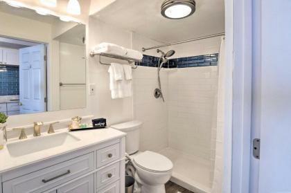 Cozy Studio on Daytona Beach with Pool Access! - image 16