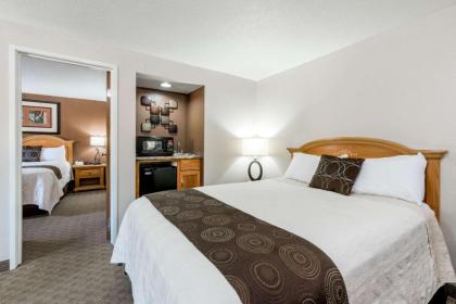 Super 8 by Wyndham Deadwood Black Hills Area - image 8