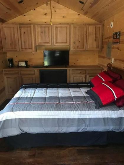 Cole Cabins - image 8