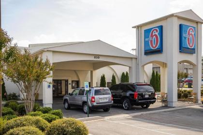 Motel 6-Decatur AL