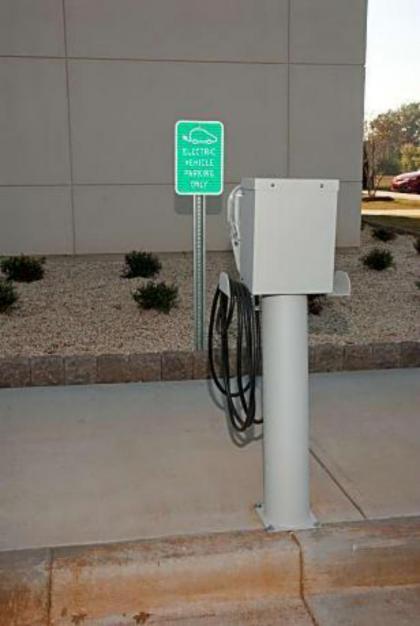 Holiday Inn Express Hotel & Suites Decatur - image 2