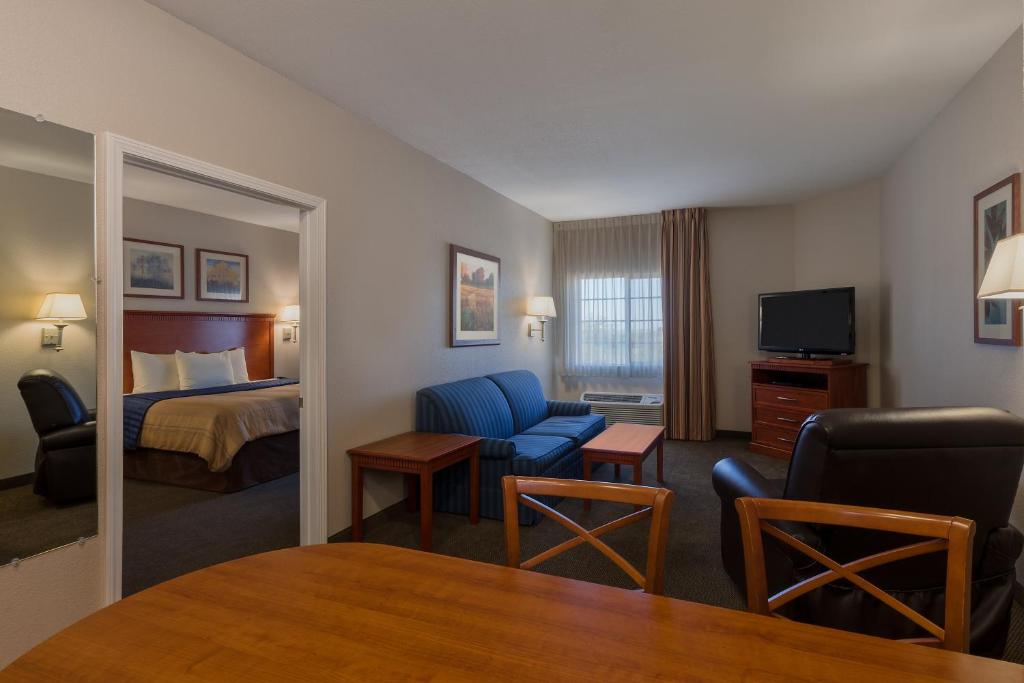 Candlewood Suites Decatur Medical Center an IHG Hotel - image 5