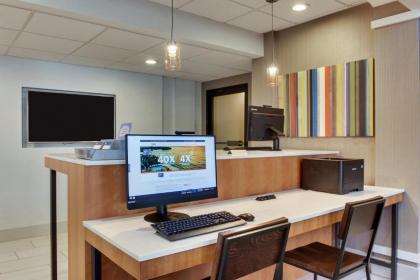 Holiday Inn Express Hotel & Suites - Atlanta/Emory University Area an IHG Hotel - image 8