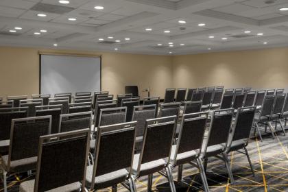 Holiday Inn Boston - Dedham Hotel & Conference Center an IHG Hotel - image 21