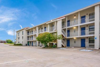 Econo Lodge Del City