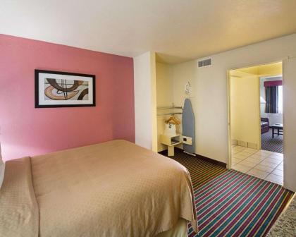 Quality Inn & Suites Del Rio - image 13
