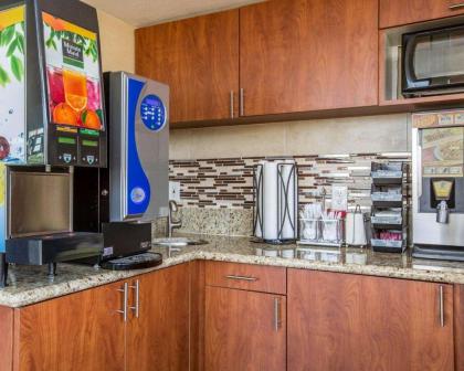 Rodeway Inn Delano - image 8