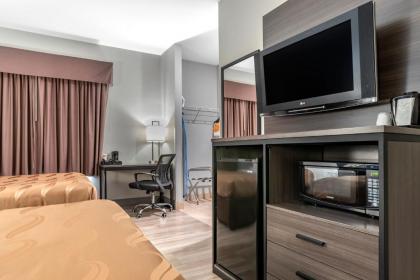 Quality Inn & Suites - image 15