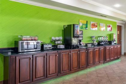 Quality Inn & Suites - image 5