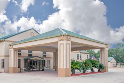 Days Inn by Wyndham Denham Springs-Baton Rouge East